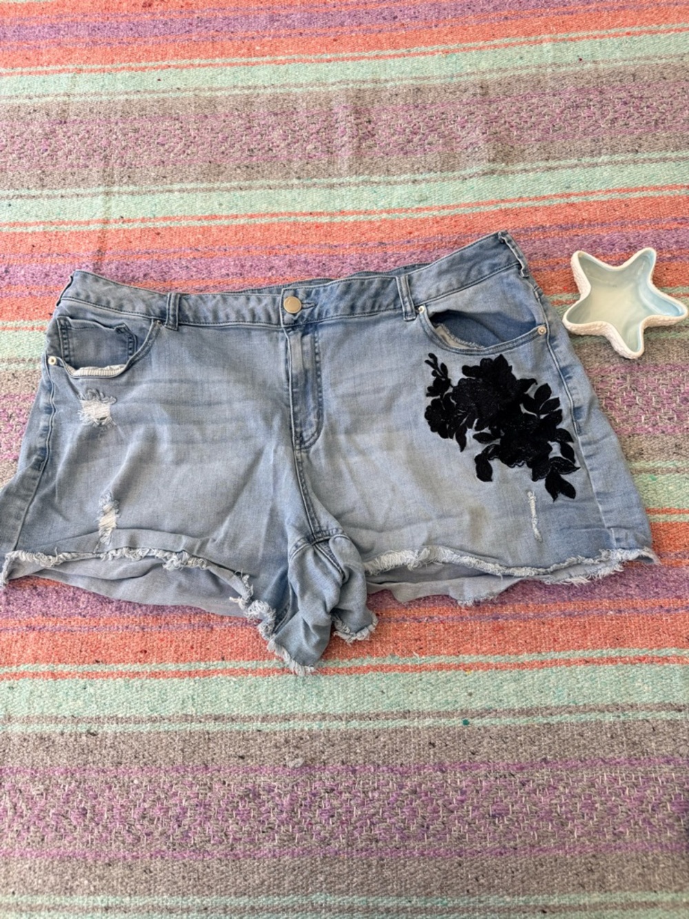 Lane Bryant Girlfriend Shorts 22 Distressed Floral Denim Plus